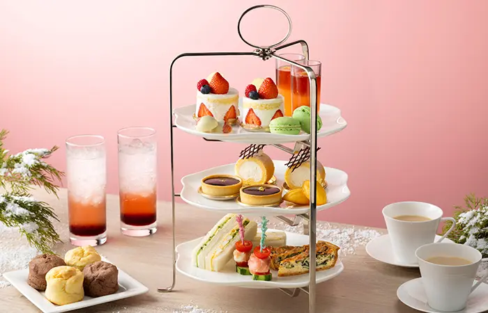 ロビーラウンジ クリスタルムーブメント